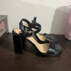 Steve Madden Black Patent Block Heel Sandals